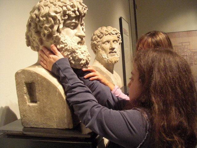 esperienza tattile MAN Napoliesperienza tattile MAN Napoli